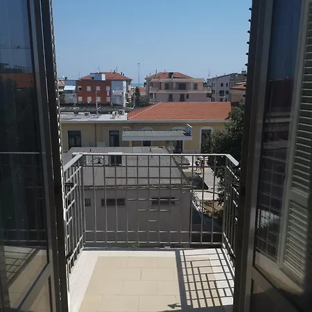 Sole San Benedetto del Tronto
